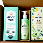오가닉맘 신제품 리뷰 - Premium Baby Product Unboxing**

A beautifully designed Organic Mom baby product package is being un...
